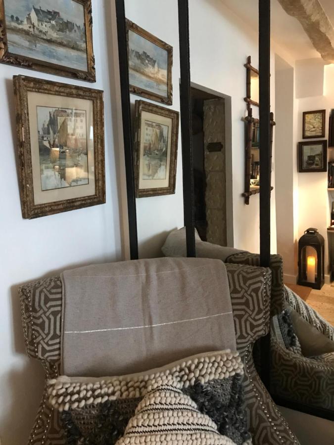 Fontevraud Maison De Ville Bnb Kültér fotó
